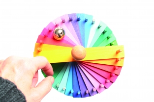 Regenboog knikkerbaan