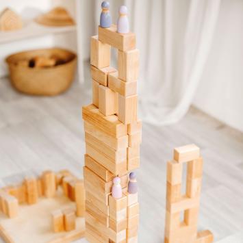 Grote piramide naturel. Pre order