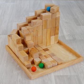 Grote piramide naturel. Pre order